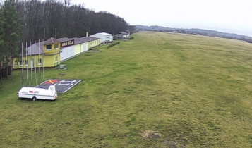 Imagen de vista previa de la cámara web Břeclav - aeroclub